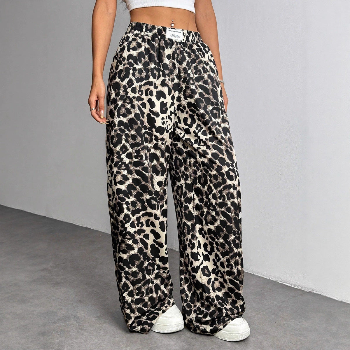 Loose-fitting Casual Pants With A Printed Leopard Pattern And An Elastic Waistband
